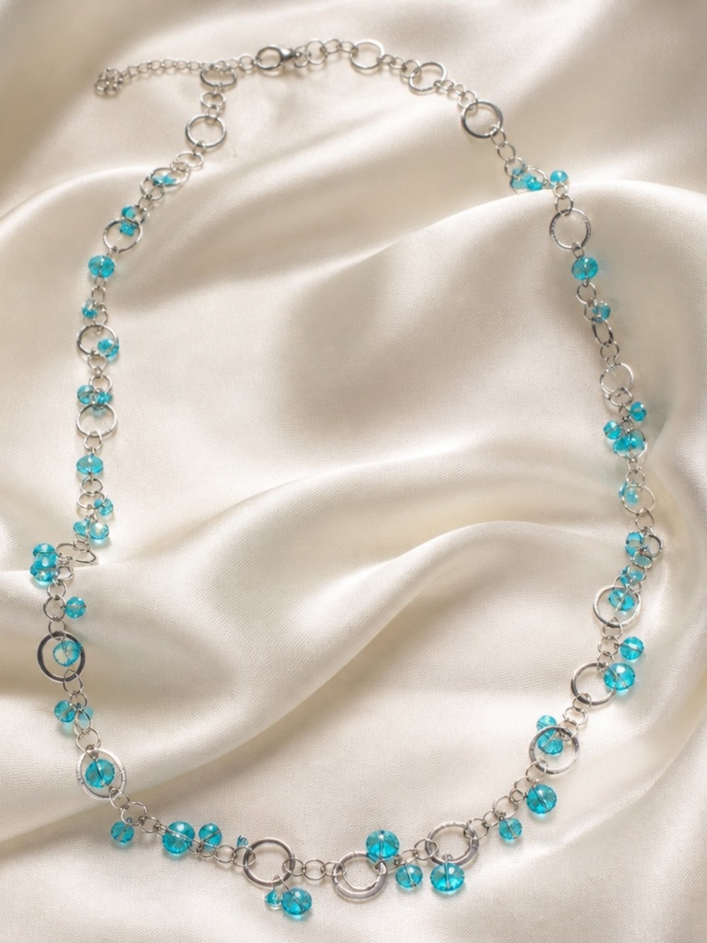 Silver Link Chain necklace in silver with turquoise faceted  beads